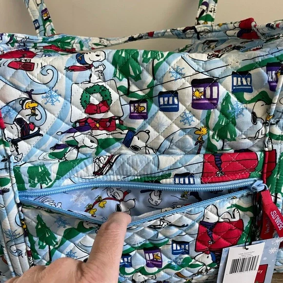 Vera Bradley Peanuts Ski Slope Snoopy Large Quilted Duffel Bag Weekender Snow